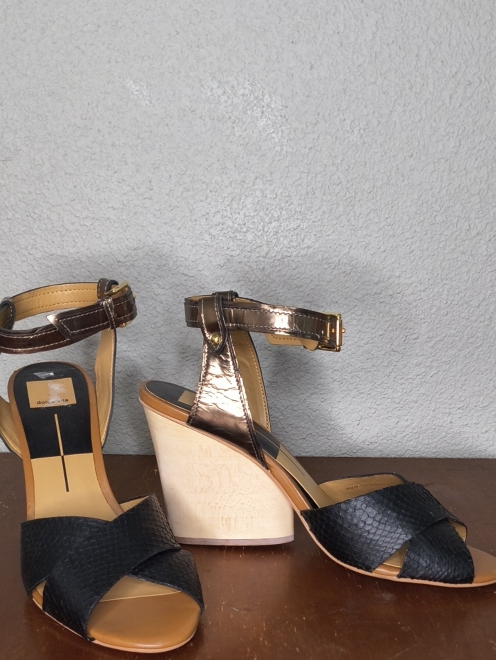Dolce Vita Black and Metallic Bronze Wedge Sandals Size 10 AD